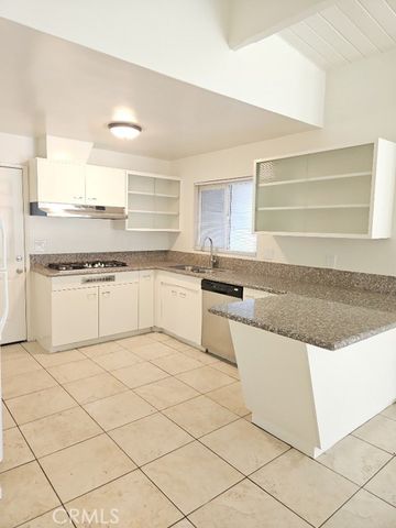 3836 Gates, Riverside, CA 92504