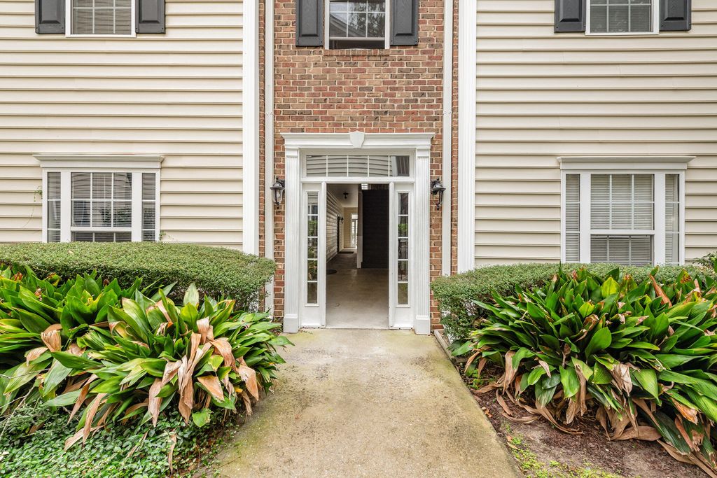 4003 Radcliffe Drive B-5, Charleston, SC 29414