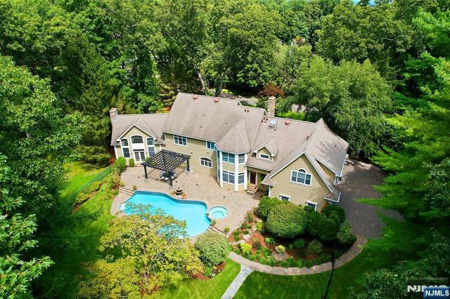 168 Birch Road, Franklin Lakes, NJ 07417