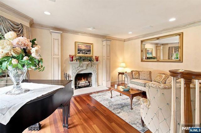 168 Birch Road, Franklin Lakes, NJ 07417