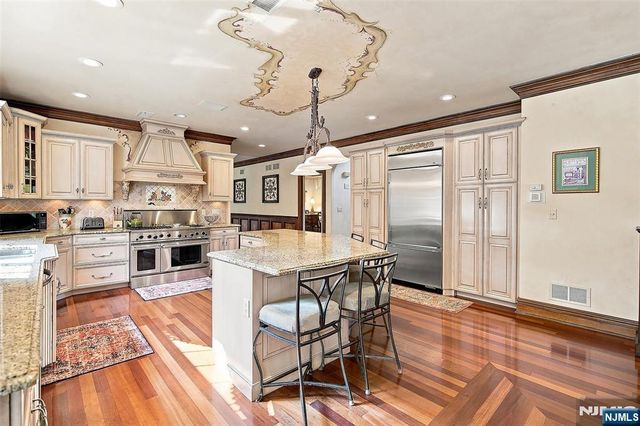 168 Birch Road, Franklin Lakes, NJ 07417
