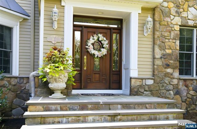 168 Birch Road, Franklin Lakes, NJ 07417