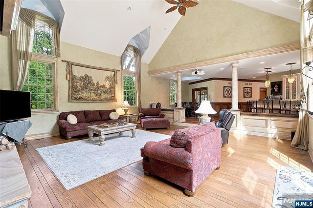 168 Birch Road, Franklin Lakes, NJ 07417