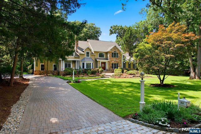 168 Birch Road, Franklin Lakes, NJ 07417