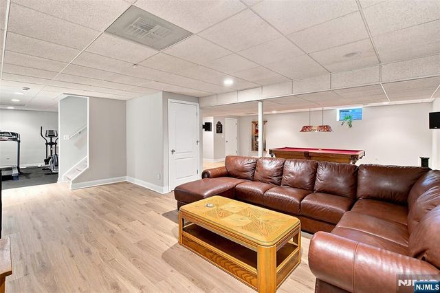 168 Birch Road, Franklin Lakes, NJ 07417