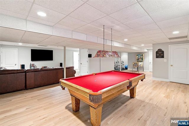 168 Birch Road, Franklin Lakes, NJ 07417