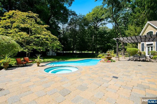 168 Birch Road, Franklin Lakes, NJ 07417