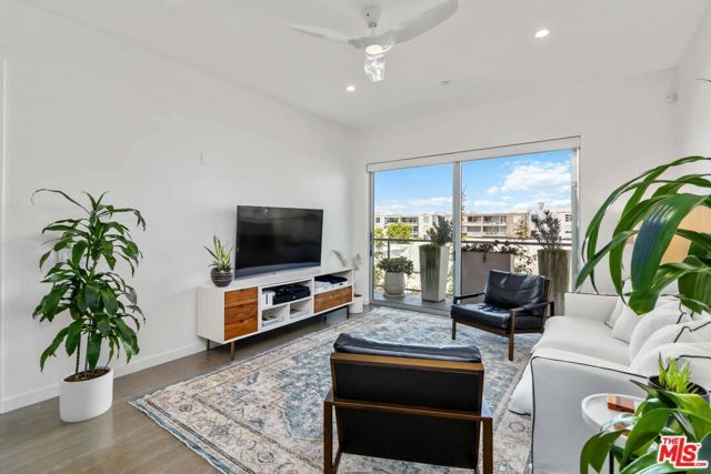 4140 Glencoe Avenue 407, Marina Del Rey, CA 90292