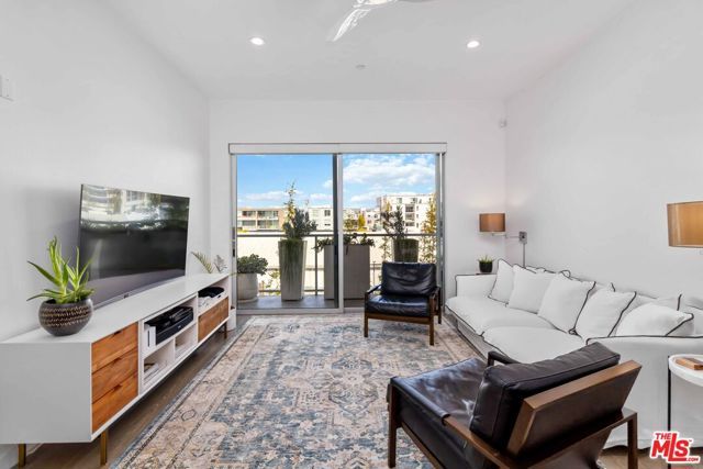 4140 Glencoe Avenue 407, Marina Del Rey, CA 90292