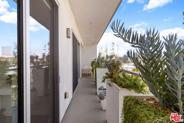4140 Glencoe Avenue 407, Marina Del Rey, CA 90292