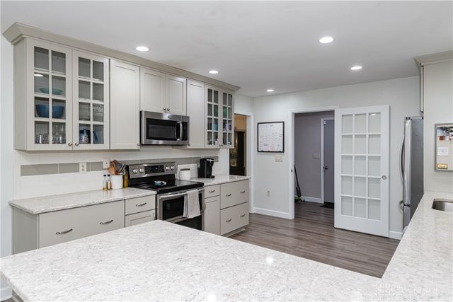 377 Lightbeam Drive, Washington Twp, OH 45458