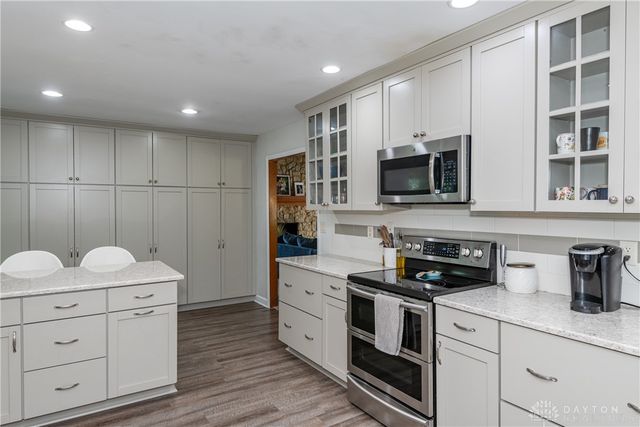 377 Lightbeam Drive, Washington Twp, OH 45458