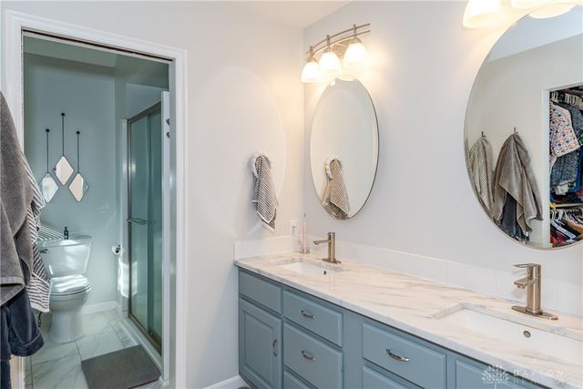 377 Lightbeam Drive, Washington Twp, OH 45458