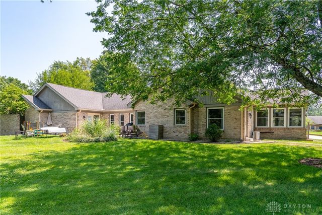 377 Lightbeam Drive, Washington Twp, OH 45458