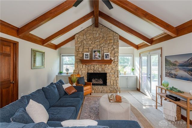 377 Lightbeam Drive, Washington Twp, OH 45458