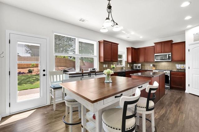 125 Park Village Drive, Canton, GA 30114