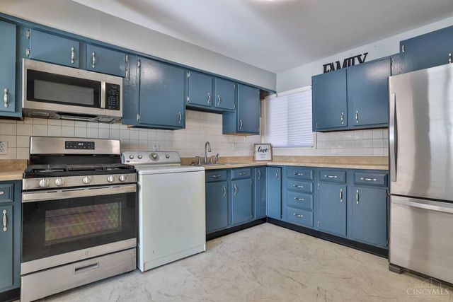 2706 Firtree Court, Cincinnati, OH 45223