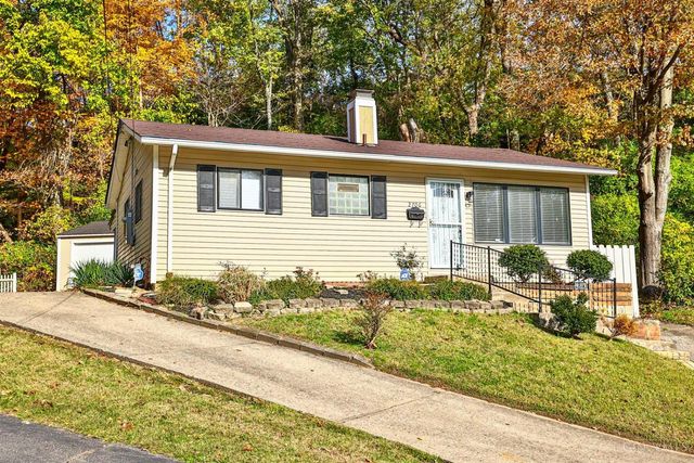 2706 Firtree Court, Cincinnati, OH 45223