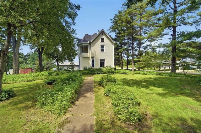 221 Forrest Avenue, Denver, IA 50622