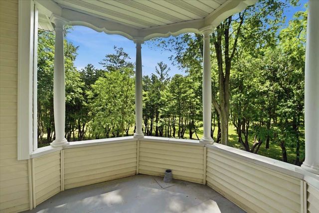 221 Forrest Avenue, Denver, IA 50622