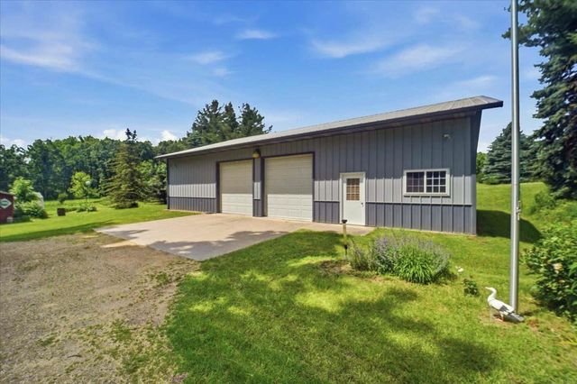 221 Forrest Avenue, Denver, IA 50622