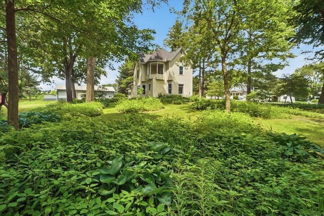 221 Forrest Avenue, Denver, IA 50622