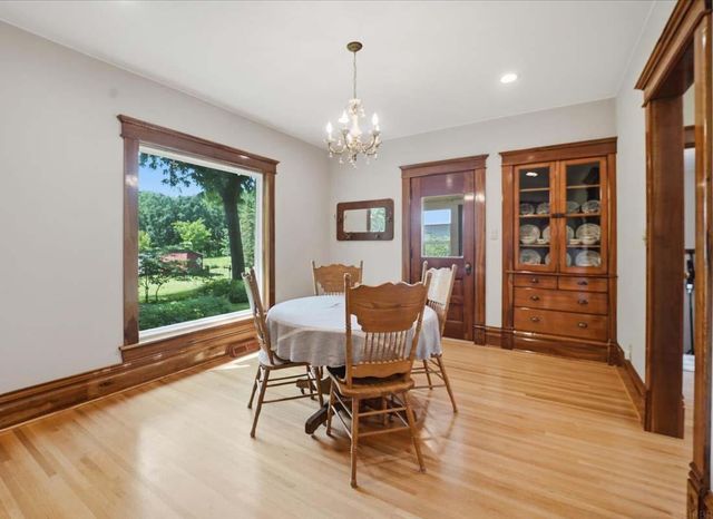 221 Forrest Avenue, Denver, IA 50622