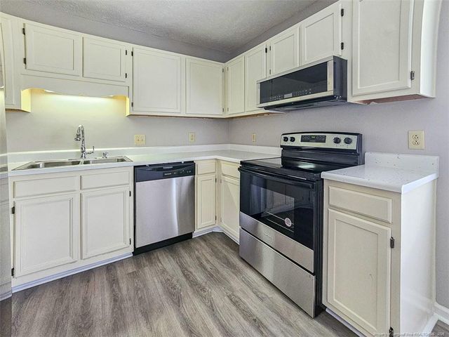2908 Rosemeade Drive, Fayetteville, NC 28306
