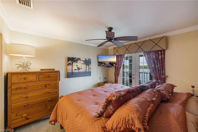 1045 Mainsail DR 413, Naples, FL 34114