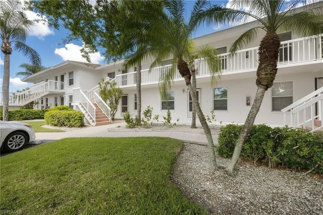 1045 Mainsail DR 413, Naples, FL 34114