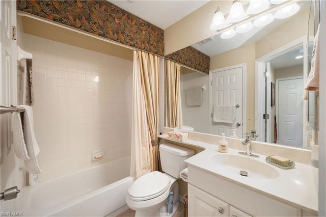 1045 Mainsail DR 413, Naples, FL 34114