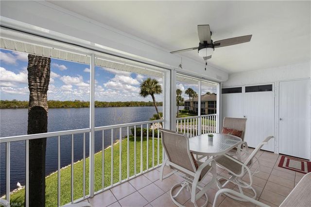 1045 Mainsail DR 413, Naples, FL 34114