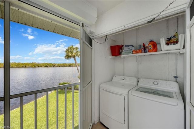 1045 Mainsail DR 413, Naples, FL 34114