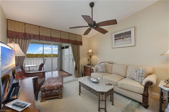 1045 Mainsail DR 413, Naples, FL 34114