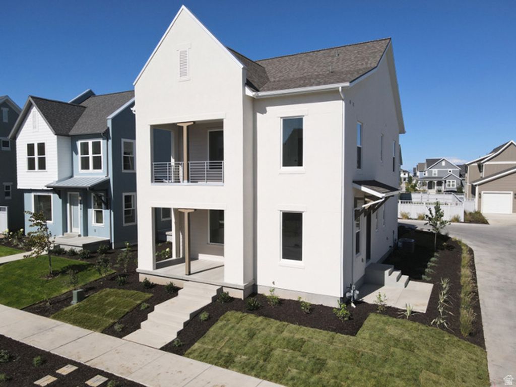7028 W LAKE AVE #121, South Jordan, UT 84009 — exterior