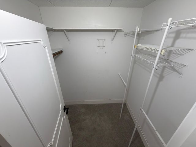 10501 Cedar Lake Road 511, Hopkins, MN 55305