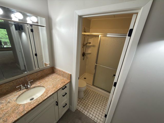 10501 Cedar Lake Road 511, Hopkins, MN 55305