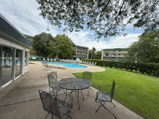 10501 Cedar Lake Road 511, Hopkins, MN 55305