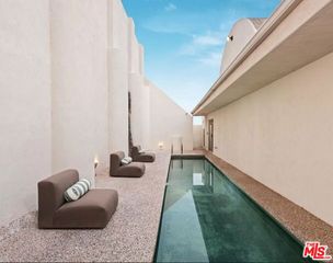 8435 FRANKLIN Avenue, West Hollywood, CA 90069