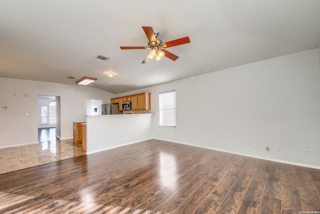 638 Heritage Way, San Antonio, TX 78245