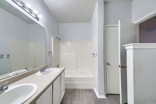 638 Heritage Way, San Antonio, TX 78245