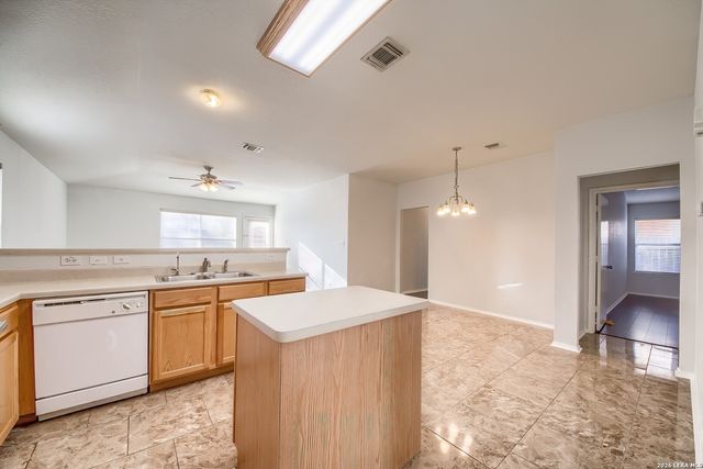 638 Heritage Way, San Antonio, TX 78245