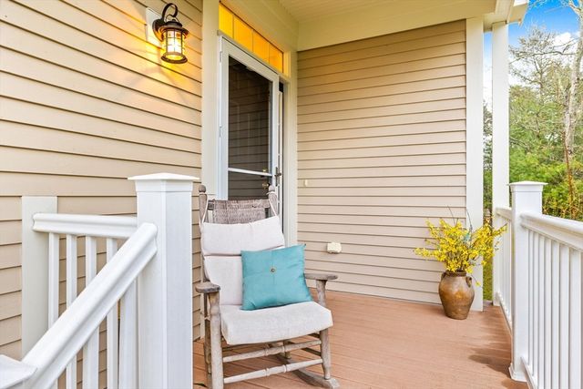 16 Grey Hawk Dr 16, Mashpee, MA 02649