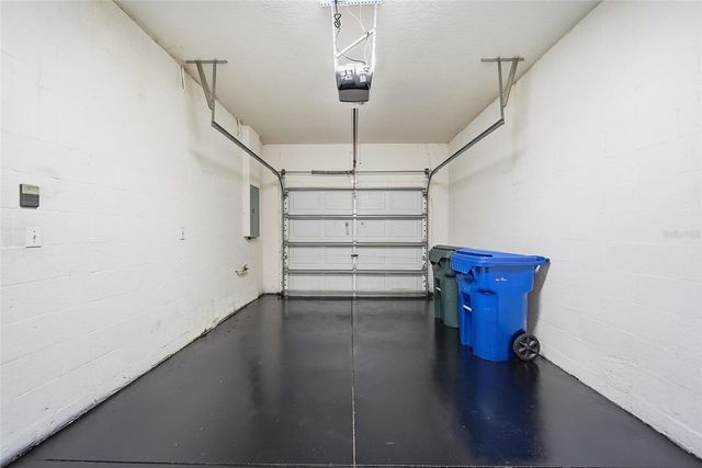 7081 OPAL DRIVE, Largo, FL 33773