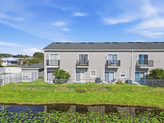 7081 OPAL DRIVE, Largo, FL 33773