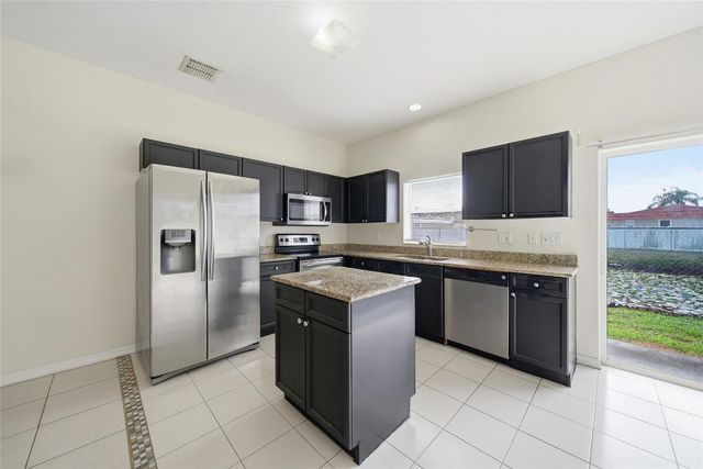 7081 OPAL DRIVE, Largo, FL 33773