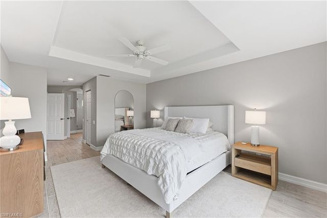 832 Carrick Bend CIR 202, Naples, FL 34110