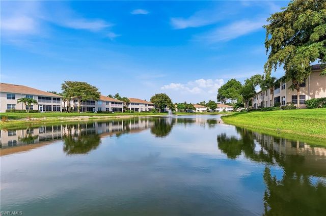 832 Carrick Bend CIR 202, Naples, FL 34110