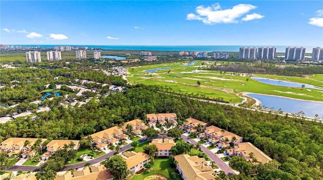 832 Carrick Bend CIR 202, Naples, FL 34110