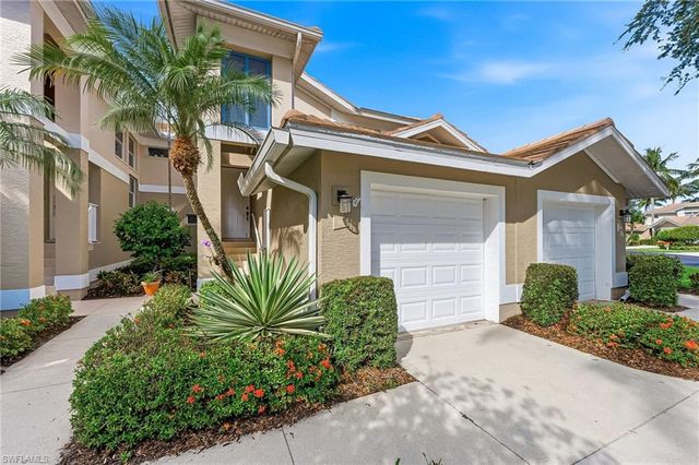 832 Carrick Bend CIR 202, Naples, FL 34110